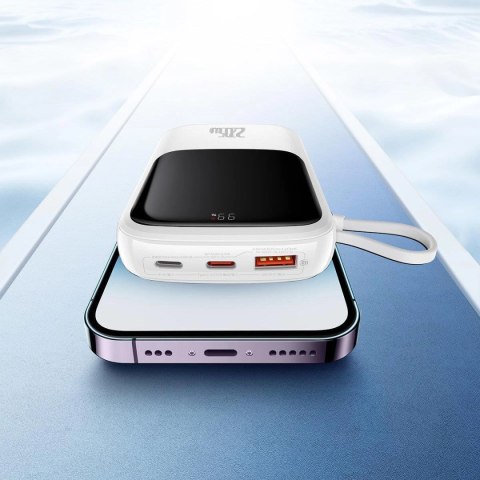 Baseus Qpow Digital Display powerbank z szybkim ładowaniem 10000mAh 20W QC/PD/SCP/FCP z wbudowanym kablem Lightning biały Baseus Qpow Digital Display powerbank z szybkim ładowaniem 10000mAh 20W QC/PD/SCP/FCP z wbudowanym kablem Lightning biały