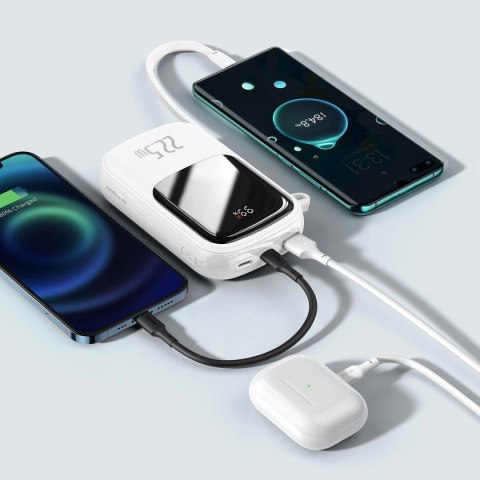 Baseus Qpow Digital Display powerbank z szybkim ładowaniem 20000mAh 22,5W QC/PD/SCP/FCP z wbudowanym kablem USB-C biały Baseus Qpow Digital Display powerbank z szybkim ładowaniem 20000mAh 22,5W QC/PD/SCP/FCP z wbudowanym kablem USB-C biały