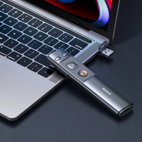 Wskaźnik laserowy Baseus Orange Dot AI z automatyczną transkrypcją głosu, dwoma laserami - szary Wskaźnik laserowy Baseus Orange Dot AI z automatyczną transkrypcją głosu, dwoma laserami - szary