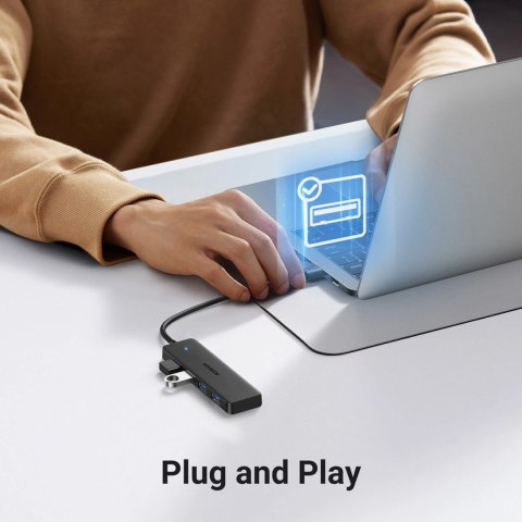 HUB Ugreen CM219 25851 z 4 portami USB-A 3.0 i kablem USB-A 3.0 15cm - czarny HUB Ugreen CM219 25851 z 4 portami USB-A 3.0 i kablem USB-A 3.0 15cm - czarny