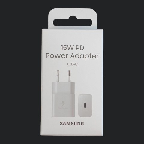 Samsung ładowarka sieciowa USB Typ C 15W PD AFC biały (EP-T1510NWEGEU) Samsung ładowarka sieciowa USB Typ C 15W PD AFC biały (EP-T1510NWEGEU)