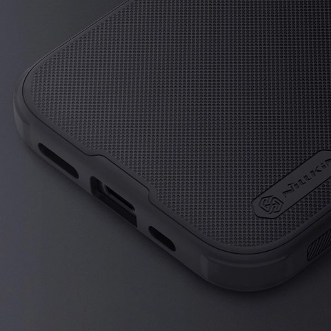Wzmocnione etui Nillkin Super Frosted Shield Pro do iPhone 15 - czarne Wzmocnione etui Nillkin Super Frosted Shield Pro do iPhone 15 - czarne