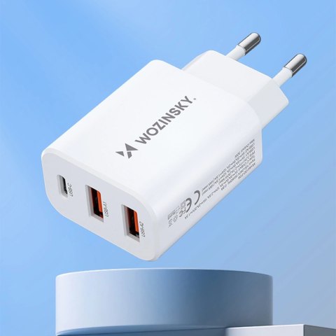 Ładowarka sieciowa Wozinsky CWCUCW 30W USB-C / 2 x USB-A - biała Ładowarka sieciowa Wozinsky CWCUCW 30W USB-C / 2 x USB-A - biała