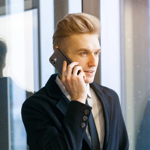 Etui Dux Ducis Hivo na iPhone 16 z klapką i ochroną RFID - czarne Etui Dux Ducis Hivo na iPhone 16 z klapką i ochroną RFID - czarne