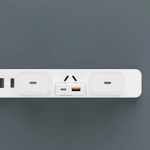 Ładowarka sieciowa GaN Dudao A30EUT 30W USB-A / USB-C + kabel USB-C - USB-C - biała Ładowarka sieciowa GaN Dudao A30EUT 30W USB-A / USB-C + kabel USB-C - USB-C - biała