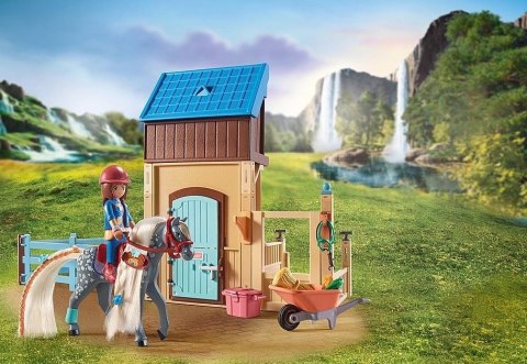 Zestaw z figurkami Horses 71353 Amelia i Whisper z boksem stajennym Zestaw z figurkami Horses 71353 Amelia i Whisper z boksem stajennym