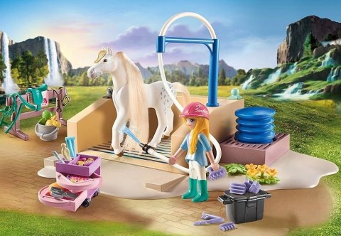 Zestaw z figurkami Horses 71354 Isabella i Lioness z myjnią dla koni Zestaw z figurkami Horses 71354 Isabella i Lioness z myjnią dla koni