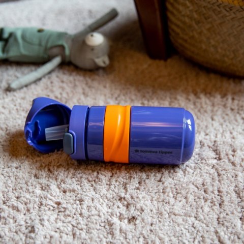 TOMMEE TIPPEE FLIPTOP Bidon sport 18m+ fioletowy TOMMEE TIPPEE FLIPTOP Bidon sport 18m+ fioletowy