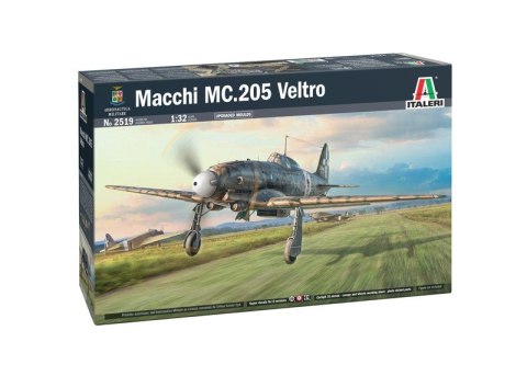 Model plastikowy Macchi MC.205 Veltro 1/32 Model plastikowy Macchi MC.205 Veltro 1/32