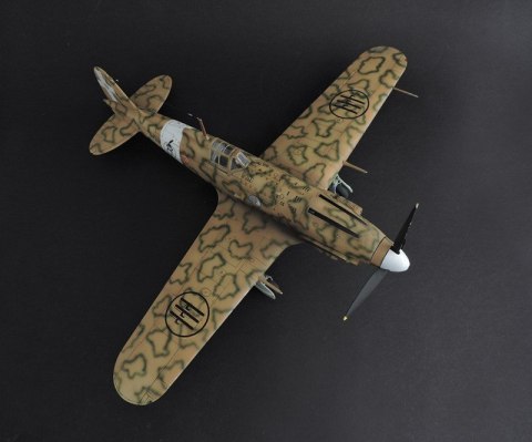 Model plastikowy Macchi MC.205 Veltro 1/32 Model plastikowy Macchi MC.205 Veltro 1/32