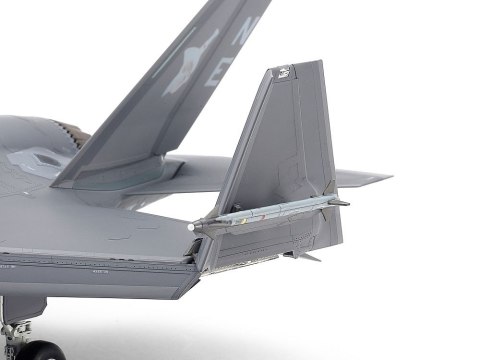 Model plastikowy Lockheed Martin F-35 Lightning II 1/48 Model plastikowy Lockheed Martin F-35 Lightning II 1/48
