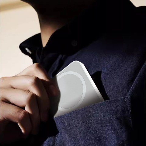 Powerbank Dudao K26S 5000mAh 20W USB-A / USB-C / MagSafe - biały Powerbank Dudao K26S 5000mAh 20W USB-A / USB-C / MagSafe - biały