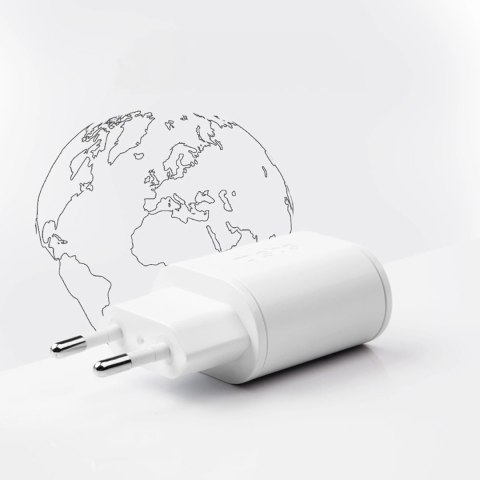 Ładowarka sieciowa SBS TETRPD20W 20W USB-A USB-C z Power Delivery - biała Ładowarka sieciowa SBS TETRPD20W 20W USB-A USB-C z Power Delivery - biała
