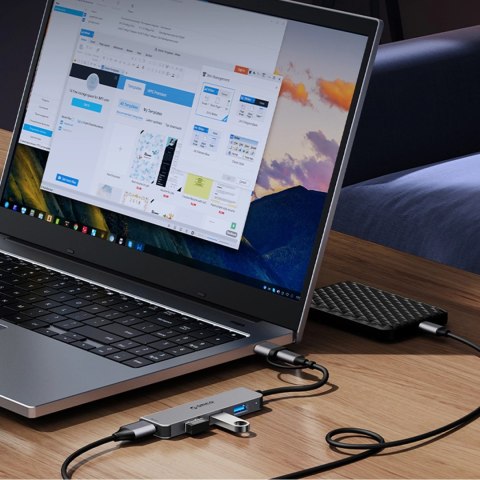 Hub USB-A/USB-C Orico YSA8-U3 stacja dokująca 3x USB-A 2.0 + 1x USB-A 3.0 + 1x USB-C 2.0 + 1x 3,5mm audio + 2x TF&SD - szary Hub USB-A/USB-C Orico YSA8-U3 stacja dokująca 3x USB-A 2.0 + 1x USB-A 3.0 + 1x USB-C 2.0 + 1x 3,5mm audio + 2x TF&SD - szary