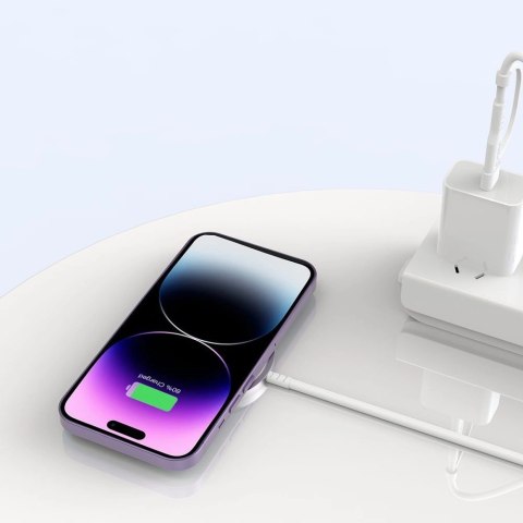 Ładowarka bezprzewodowa magnetyczna Tech-Protect QI15W-A44 z MagSafe - biała Ładowarka bezprzewodowa magnetyczna Tech-Protect QI15W-A44 z MagSafe - biała