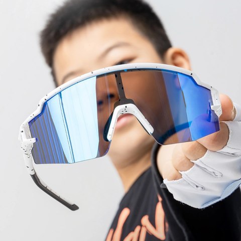 Okulary rowerowe Rockbros dla dzieci, polaryzacyjne, z ochroną UV dziecięce - czarne Okulary rowerowe Rockbros dla dzieci, polaryzacyjne, z ochroną UV dziecięce - czarne