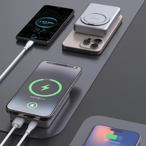 Powerbank Dudao K28 10000mAh PD 22.5W z MagSafe z metalową obudową i pierścieniem-podstawką - srebrny Powerbank Dudao K28 10000mAh PD 22.5W z MagSafe z metalową obudową i pierścieniem-podstawką - srebrny