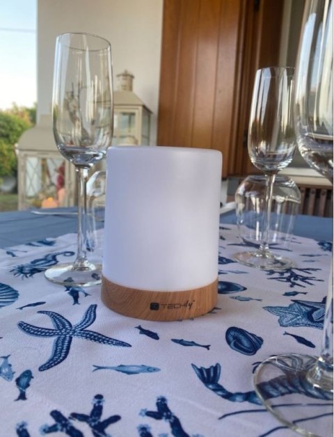 Lampka nocna Techly LED kolorowa bezprzewodowa Lampka nocna Techly LED kolorowa bezprzewodowa
