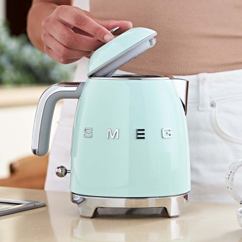 Czajnik SMEG model KLF05PGEU mini 0,8L pastelgreen Czajnik SMEG model KLF05PGEU mini 0,8L pastelgreen