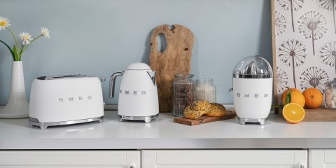 Czajnik elektryczny SMEG CLF03WHMEU Czajnik elektryczny SMEG CLF03WHMEU