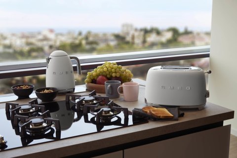 Czajnik elektryczny SMEG CLF03WHMEU Czajnik elektryczny SMEG CLF03WHMEU