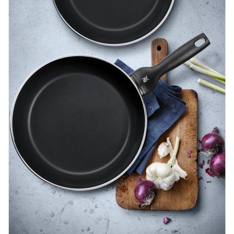 Patelnia WMF Pan CeraDur Profi 24cm Patelnia WMF Pan CeraDur Profi 24cm