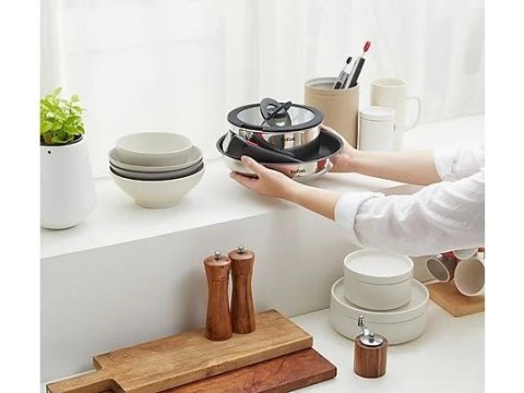 Zestaw garnków TEFAL Ingenio Emotion L897SA74 10ele Zestaw garnków TEFAL Ingenio Emotion L897SA74 10ele