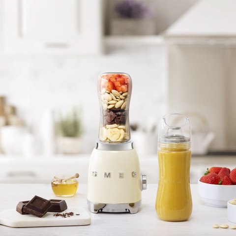 Blender Smeg PBF01CREU ze stali nierdzewnej Blender Smeg PBF01CREU ze stali nierdzewnej