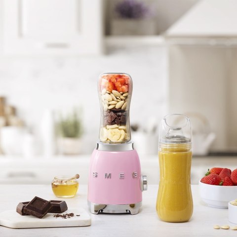 Blender Smeg PBF01PKEU ze stali nierdzewnej, różowy Blender Smeg PBF01PKEU ze stali nierdzewnej, różowy