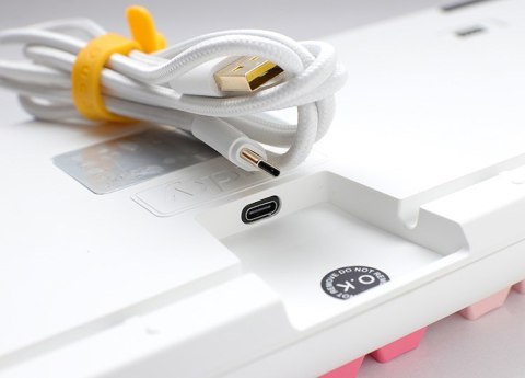 Ducky One 3 TKL klawiatura Gaming USB QWERTZ Niemiecki Różowy Ducky One 3 TKL klawiatura Gaming USB QWERTZ Niemiecki Różowy
